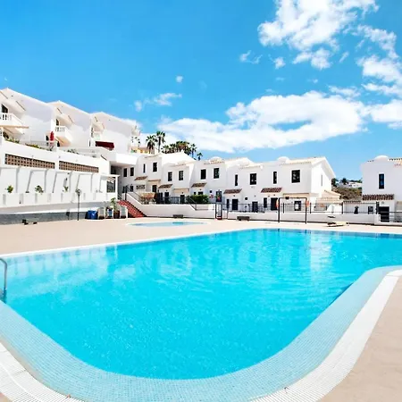 Remarkable 2-bed House In With Pool Chayofa
