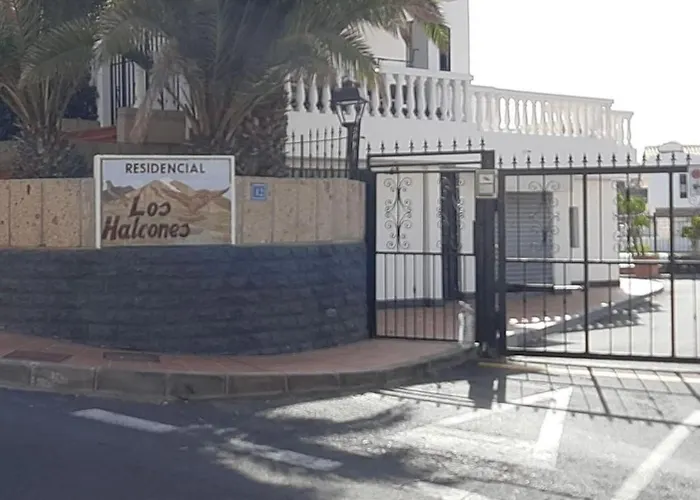 Charming House With Boho Terrace