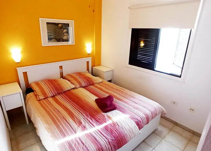 Vakantiehuis Charming House With Boho Terrace *